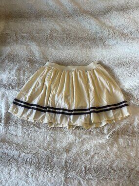 Sporty & Rich Classic Logo Pleated Tennis Skirt in Cream/Chocolate size Small